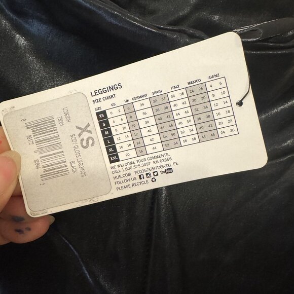 NWT! Hue Women's Glossy Black Leggings Size XS - Picture 12 of 12